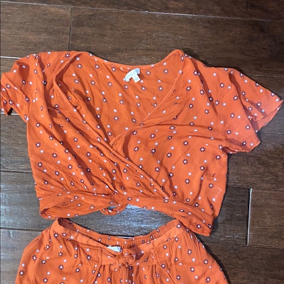 Patrons of Peace Top - Picture 5 of 7